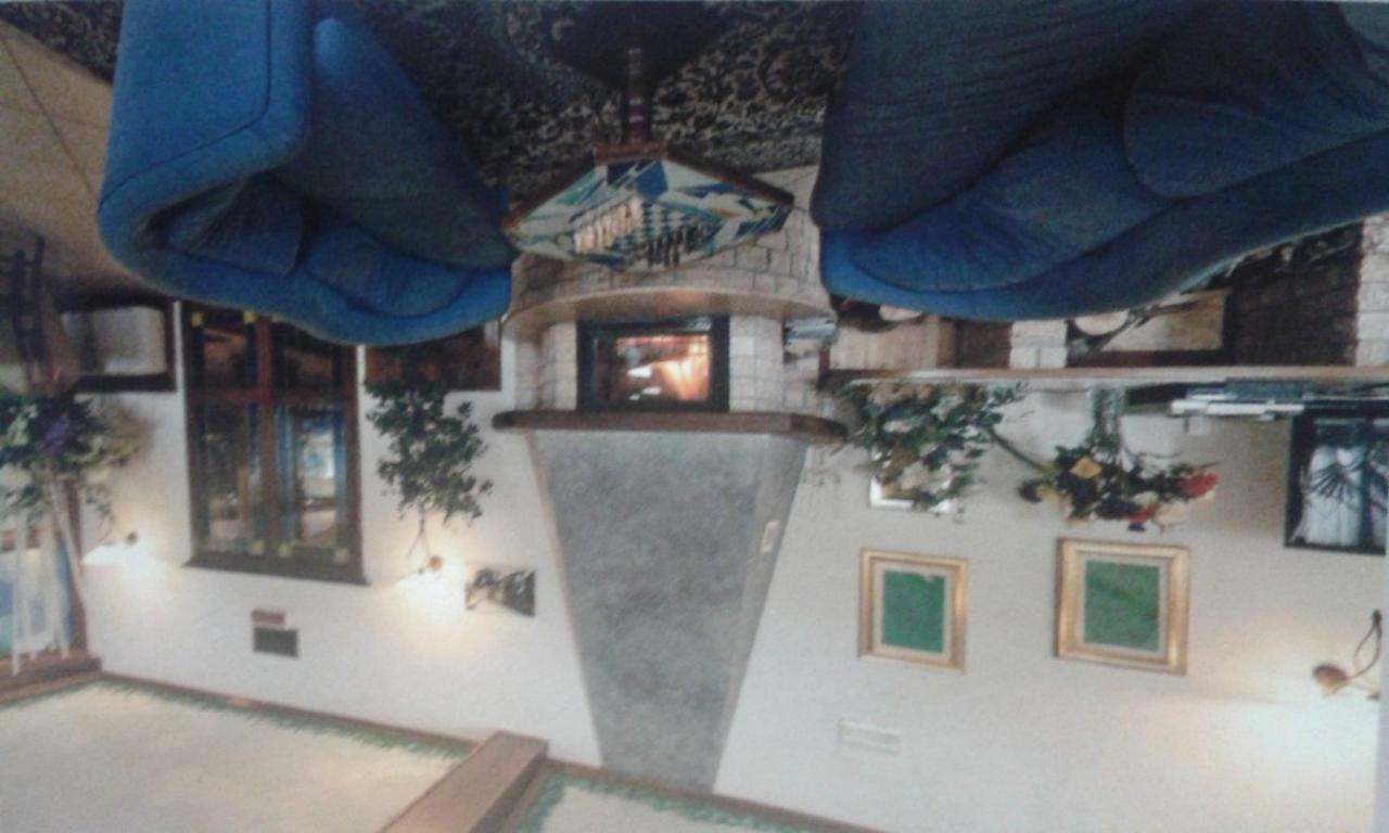 Cristallo Hotel 3*